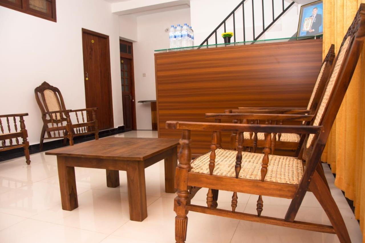 Sanmi Airport Resort Katunayake Exterior photo